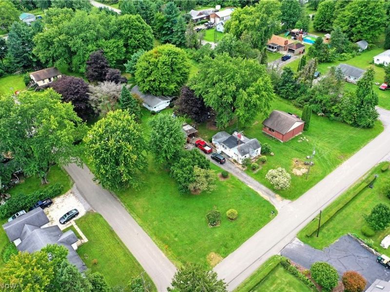 8114 W Lincoln Street NE, Masury, OH 44438 Photo 4