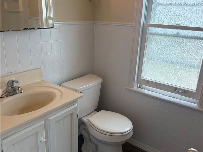 9725 S Highland Avenue, Garfield Heights, OH 44125 Photo 15