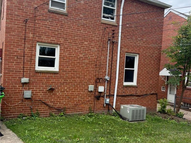 9725 S Highland Avenue, Garfield Heights, OH 44125 Photo 24