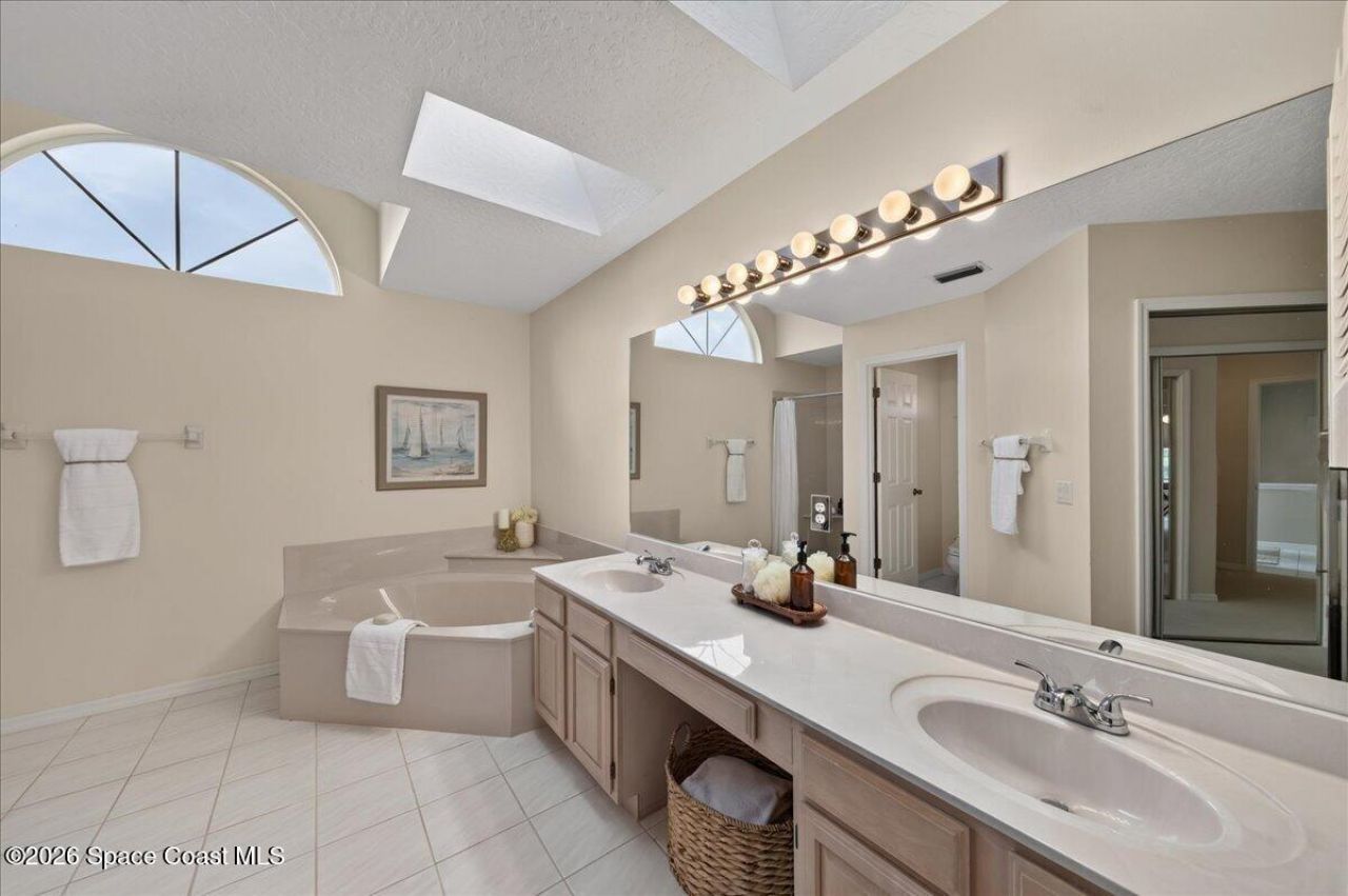 569 Spring Lake Drive, Melbourne, FL 32940 Photo