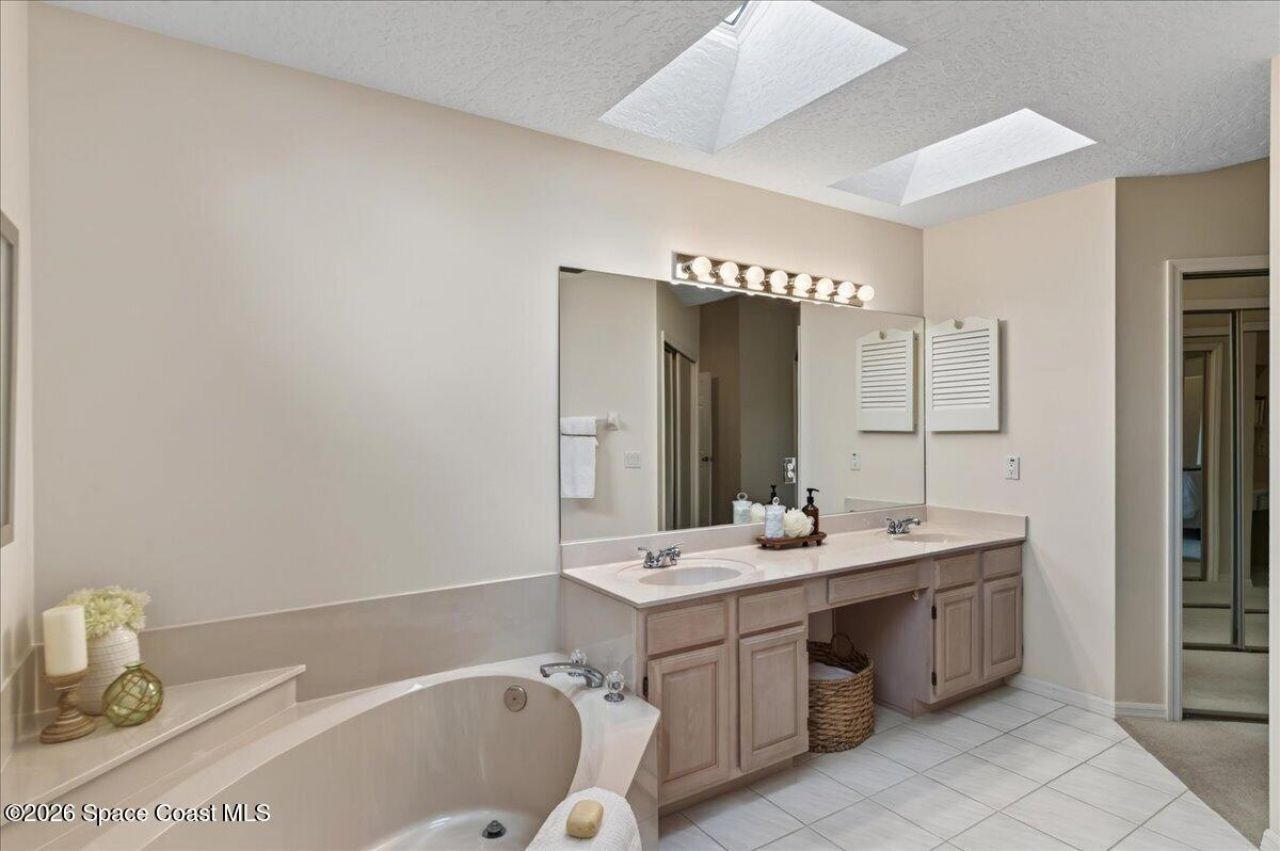 569 Spring Lake Drive, Melbourne, FL 32940 Photo