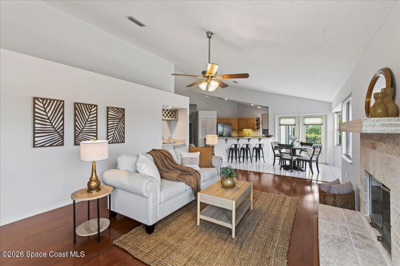 569 Spring Lake Drive, Melbourne, FL 32940 Photo