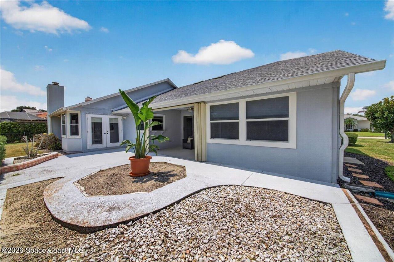 569 Spring Lake Drive, Melbourne, FL 32940 Photo