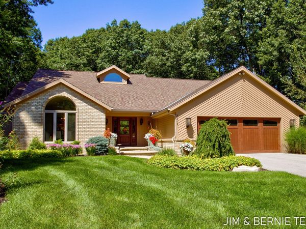 2295 Timberlee Drive, Holland, MI 49424