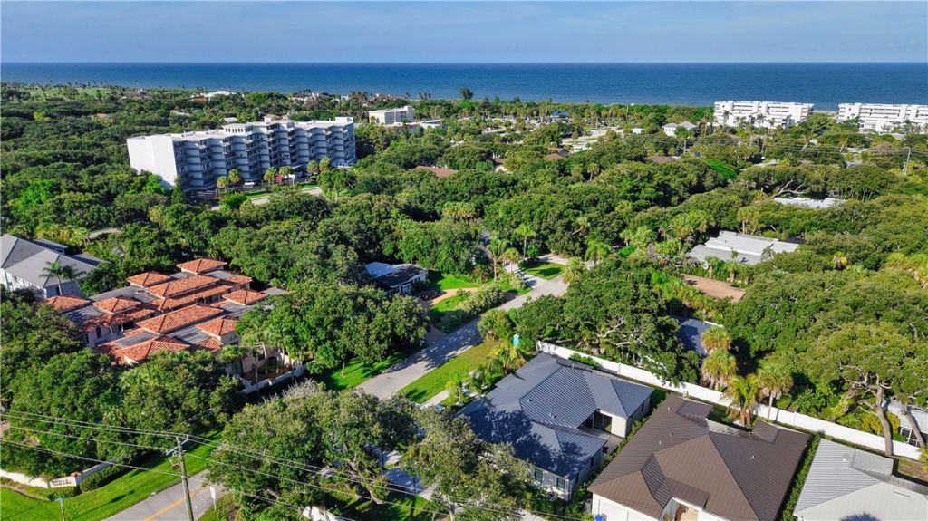 888 Sandpiper Lane, Vero Beach, FL 32963 Photo