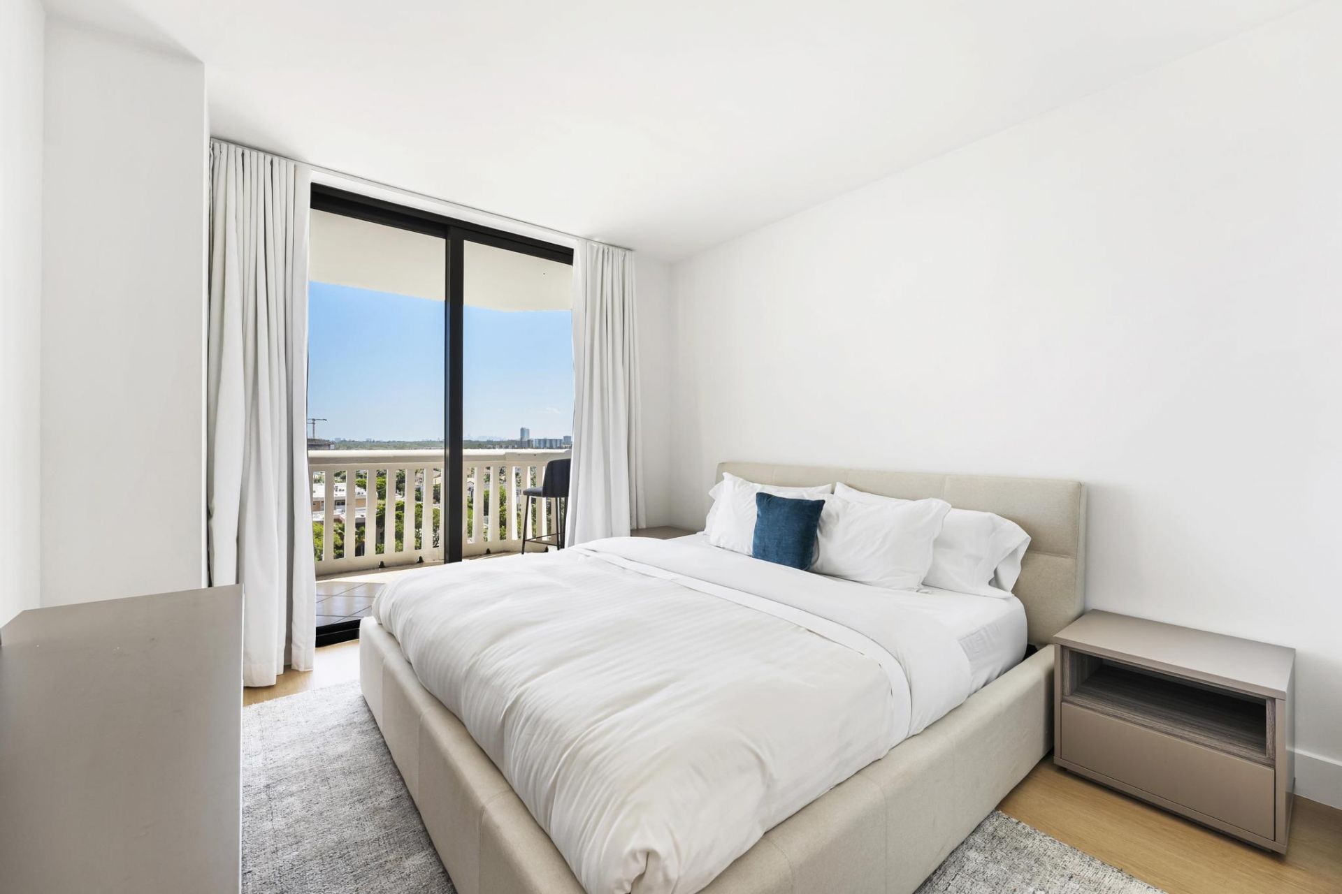 2000 Island Boulevard, Unit 903, Aventura, FL 33160 Photo