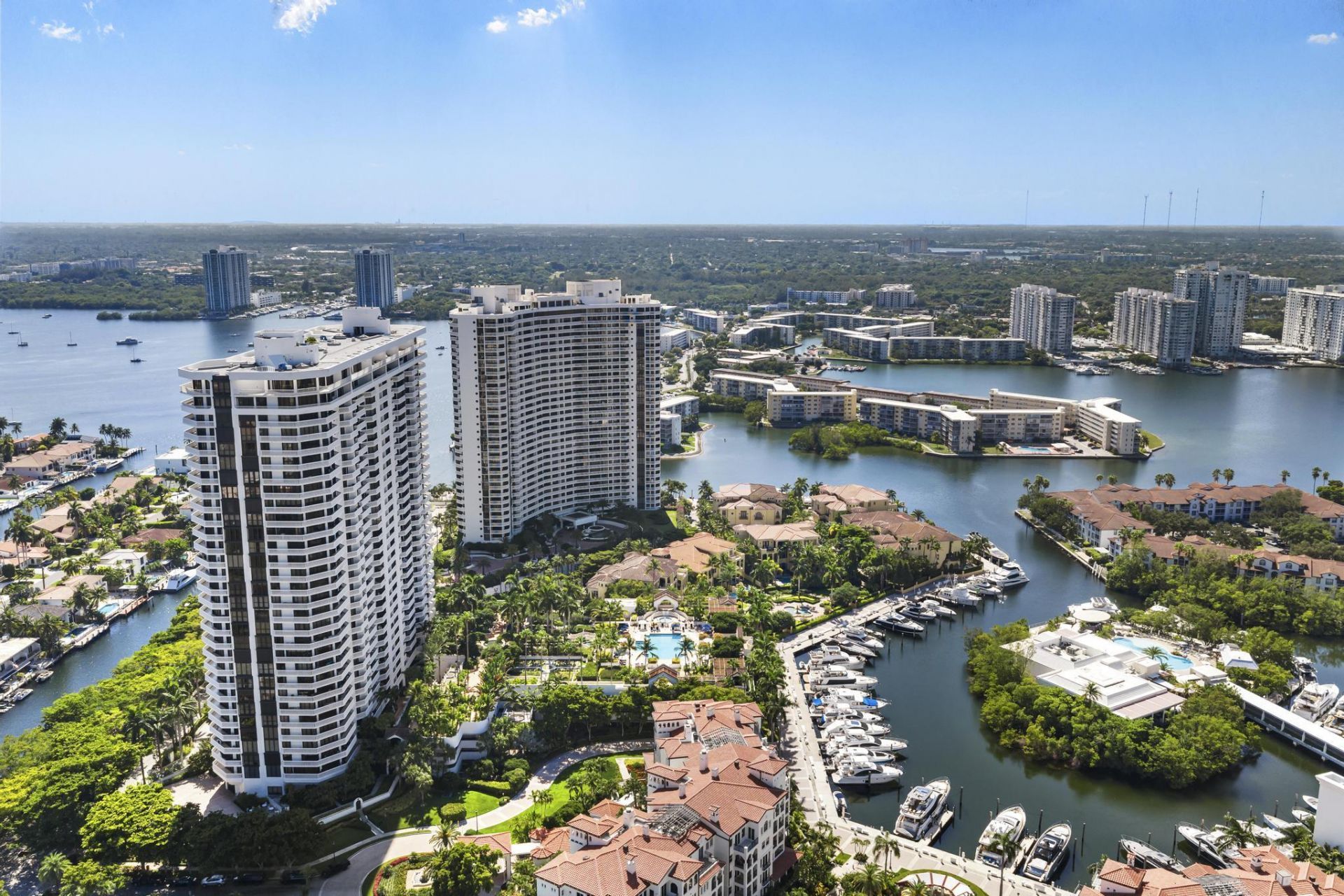 2000 Island Boulevard, Unit 903, Aventura, FL 33160 Photo
