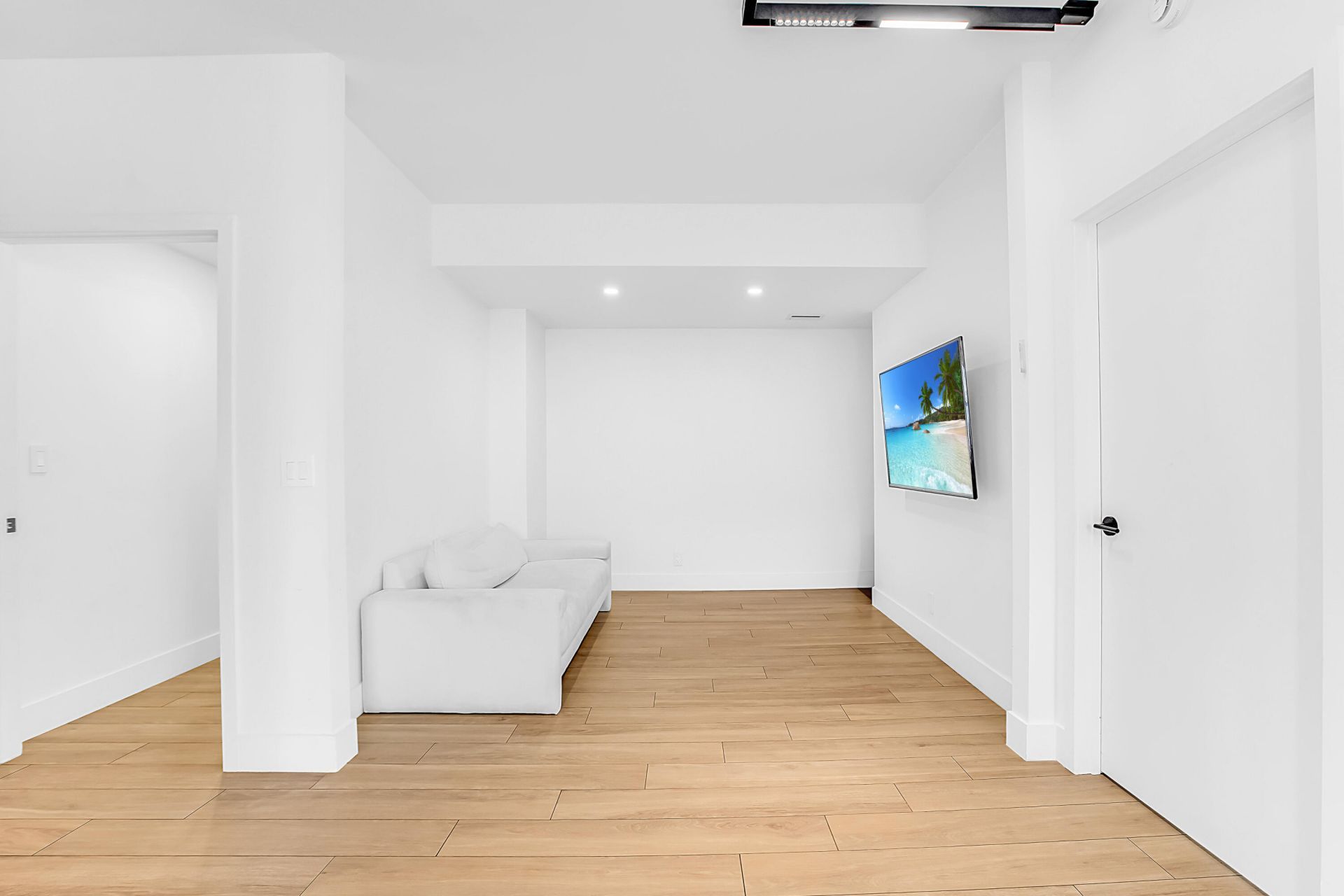 1865 S Ocean Drive, Unit 21c, Hallandale Beach, FL 33009 Photo