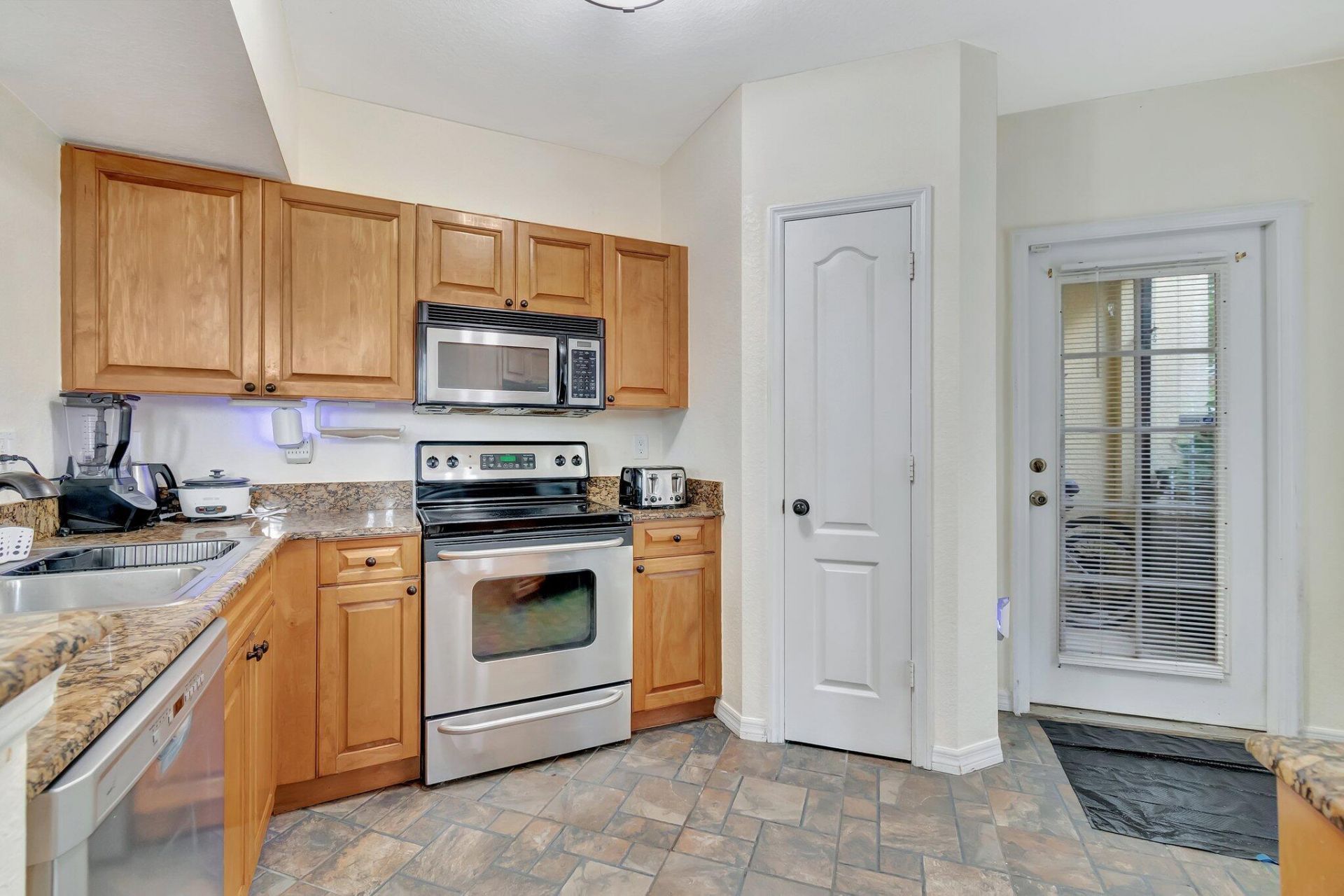 1207 Belmont Place, Boynton Beach, FL 33436 Photo