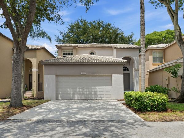 5205 Eagle Cay Manor, Coconut Creek, FL 33073