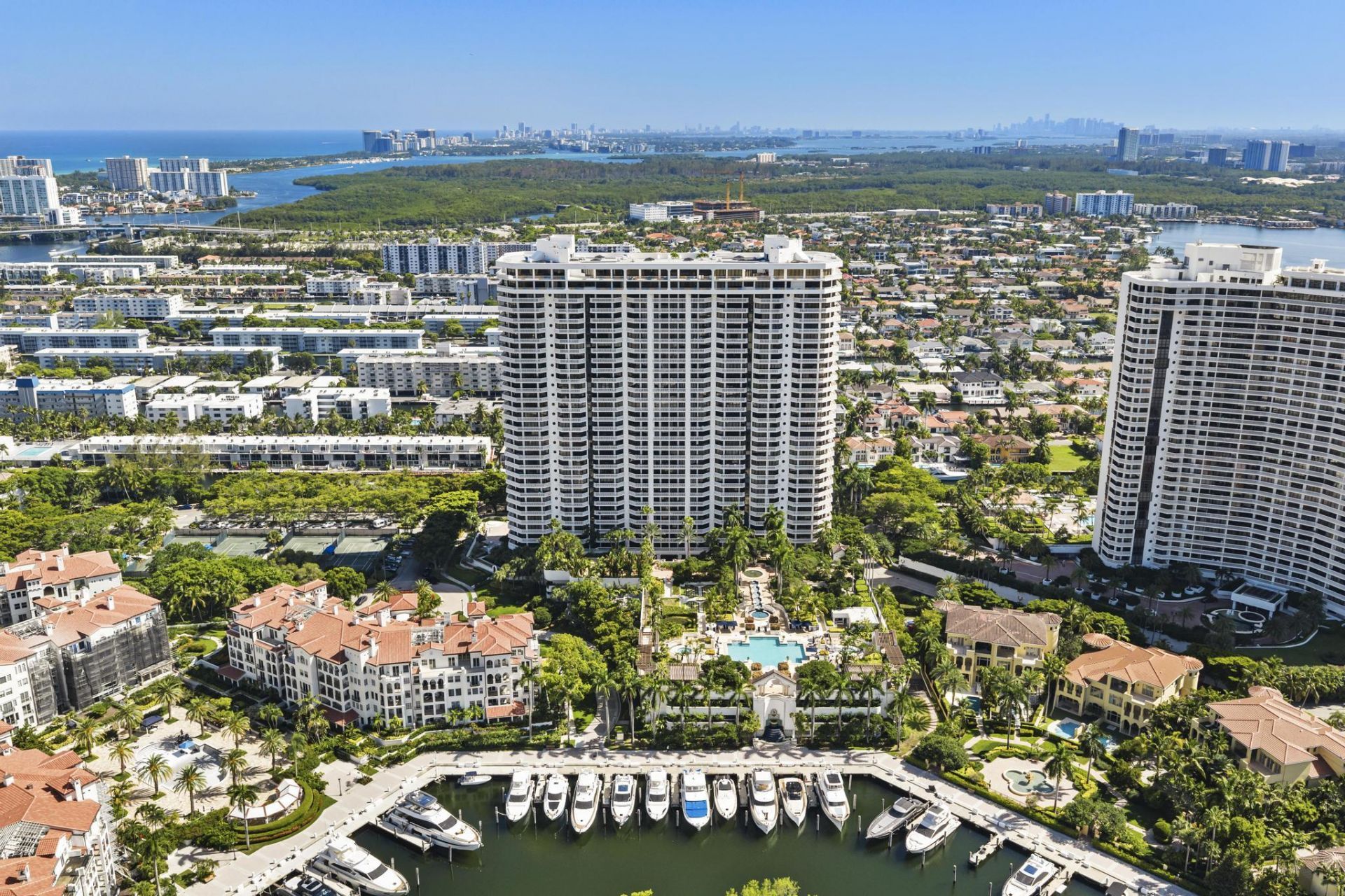 2000 Island Boulevard, Unit 903, Aventura, FL 33160 Photo