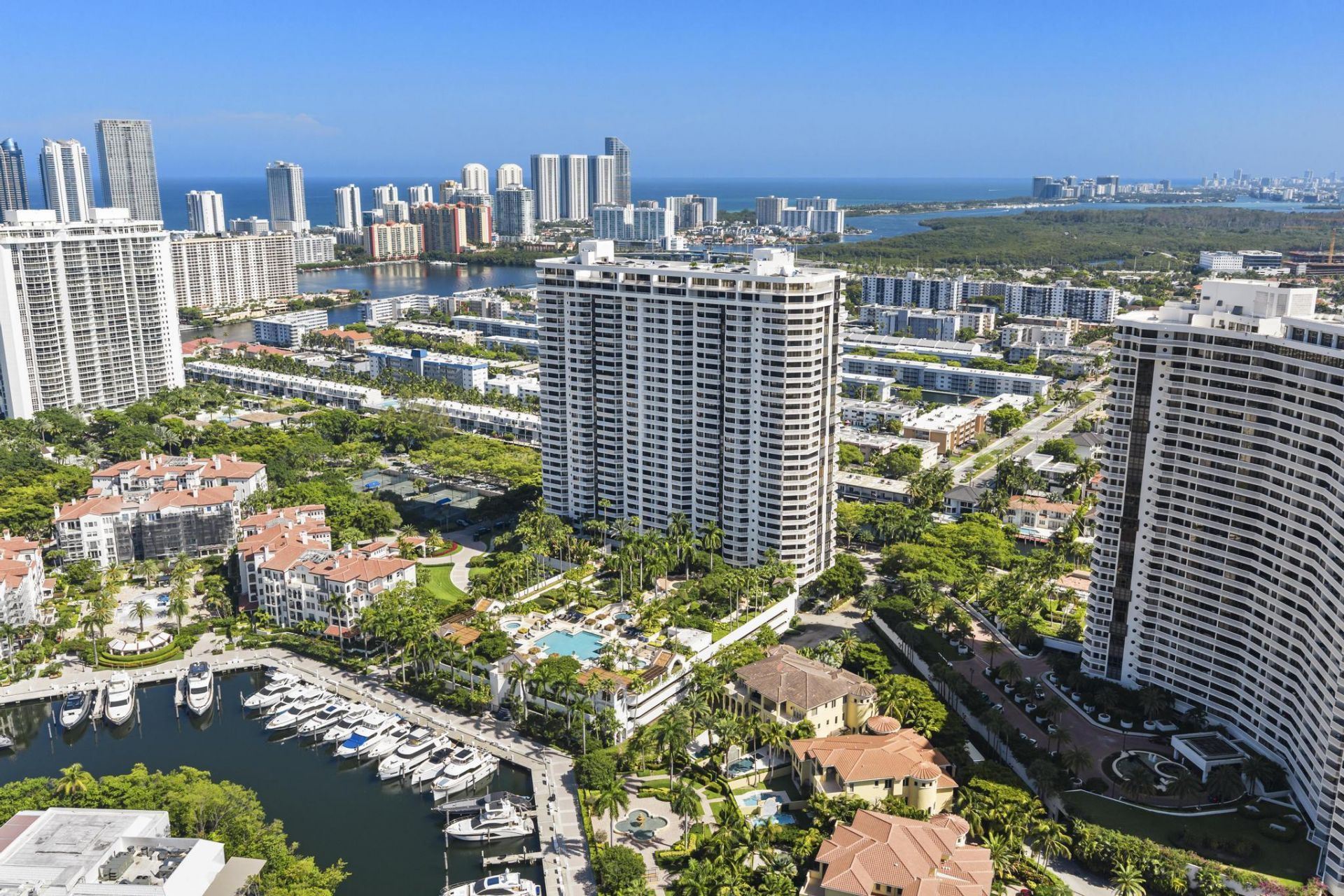 2000 Island Boulevard, Unit 903, Aventura, FL 33160 Photo