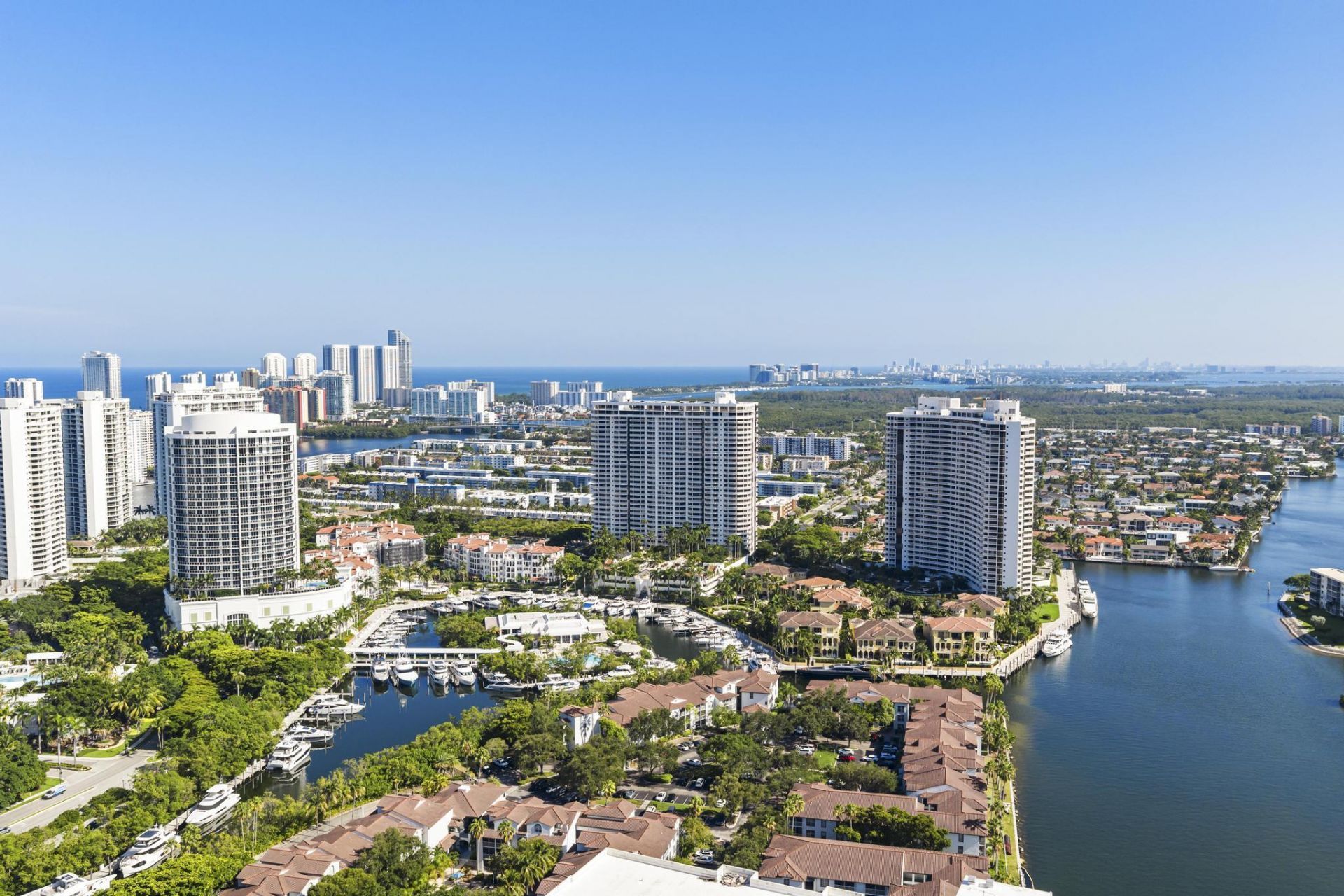 2000 Island Boulevard, Unit 903, Aventura, FL 33160 Photo