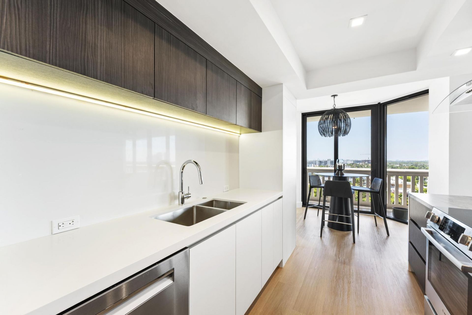 2000 Island Boulevard, Unit 903, Aventura, FL 33160 Photo