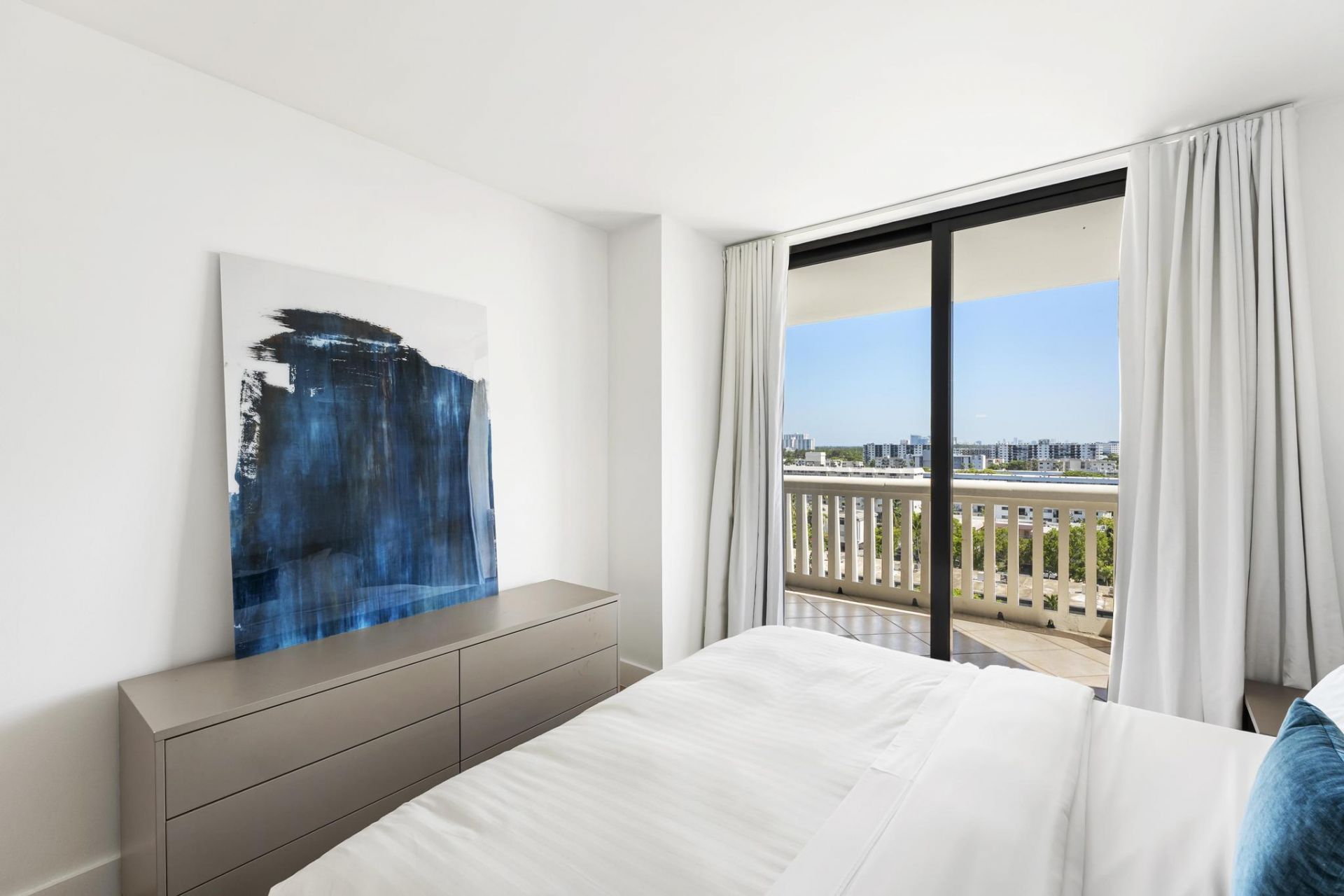 2000 Island Boulevard, Unit 903, Aventura, FL 33160 Photo