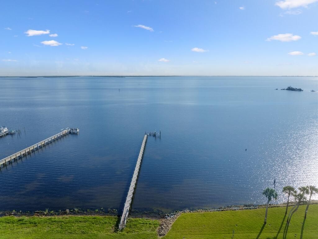 13225 N Indian River Drive, Unit 5, Sebastian, FL 32958 Photo
