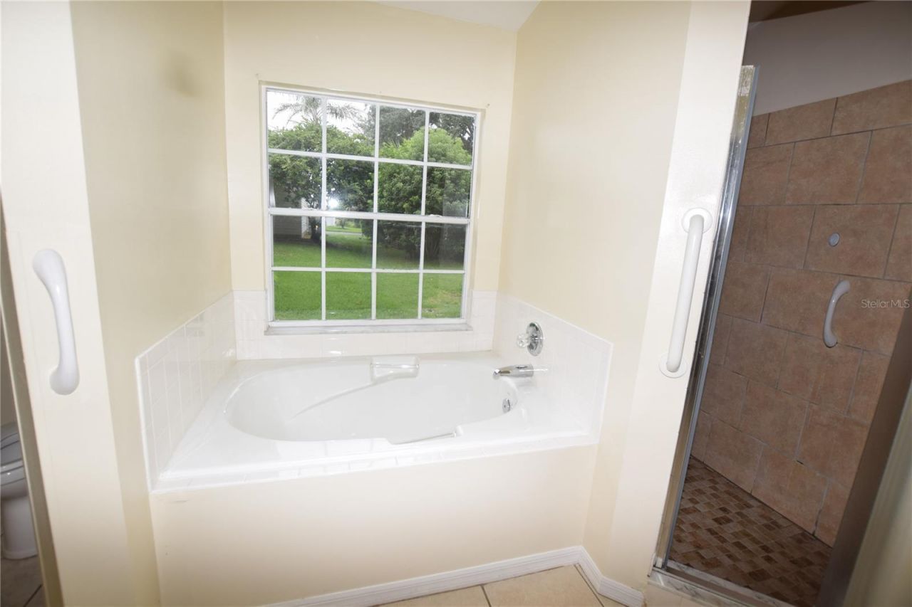 5137 Desoto Way, Leesburg, FL 34748 Photo