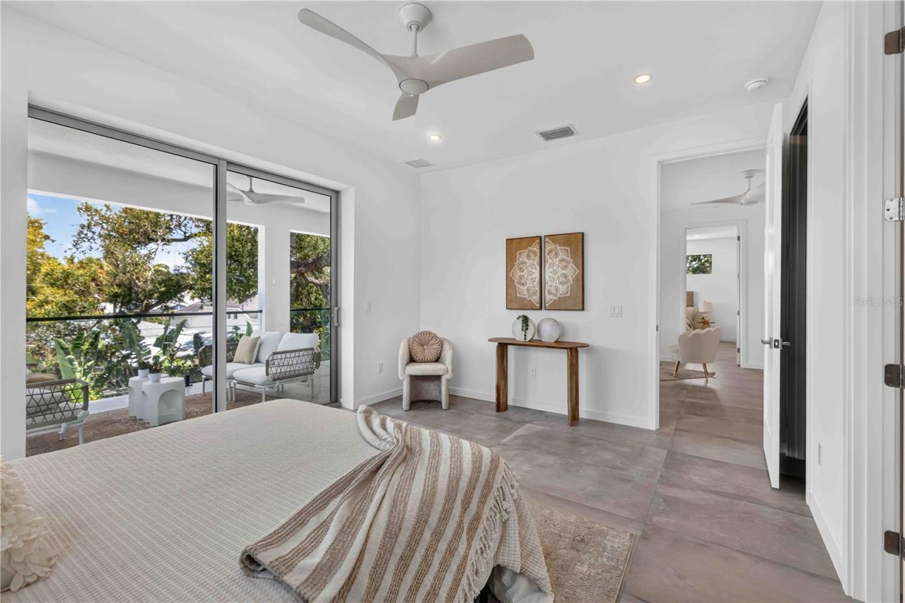 2419 Hillview Street Street, Sarasota, FL 34239 Photo