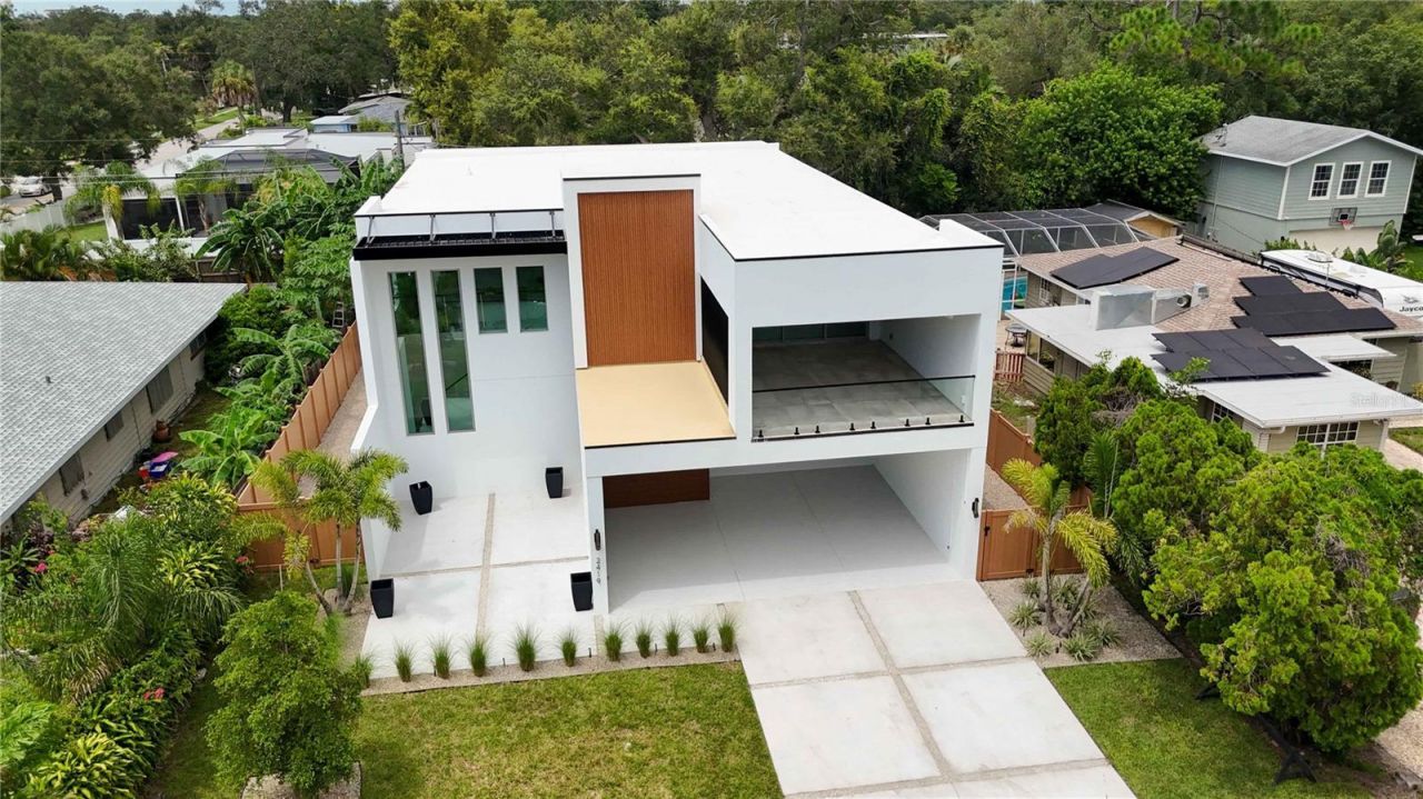 2419 Hillview Street Street, Sarasota, FL 34239 Photo