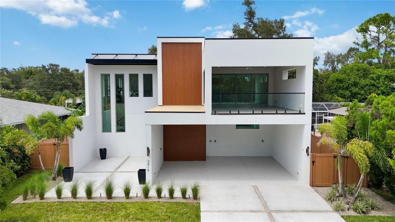 2419 Hillview Street Street, Sarasota, FL 34239 Photo
