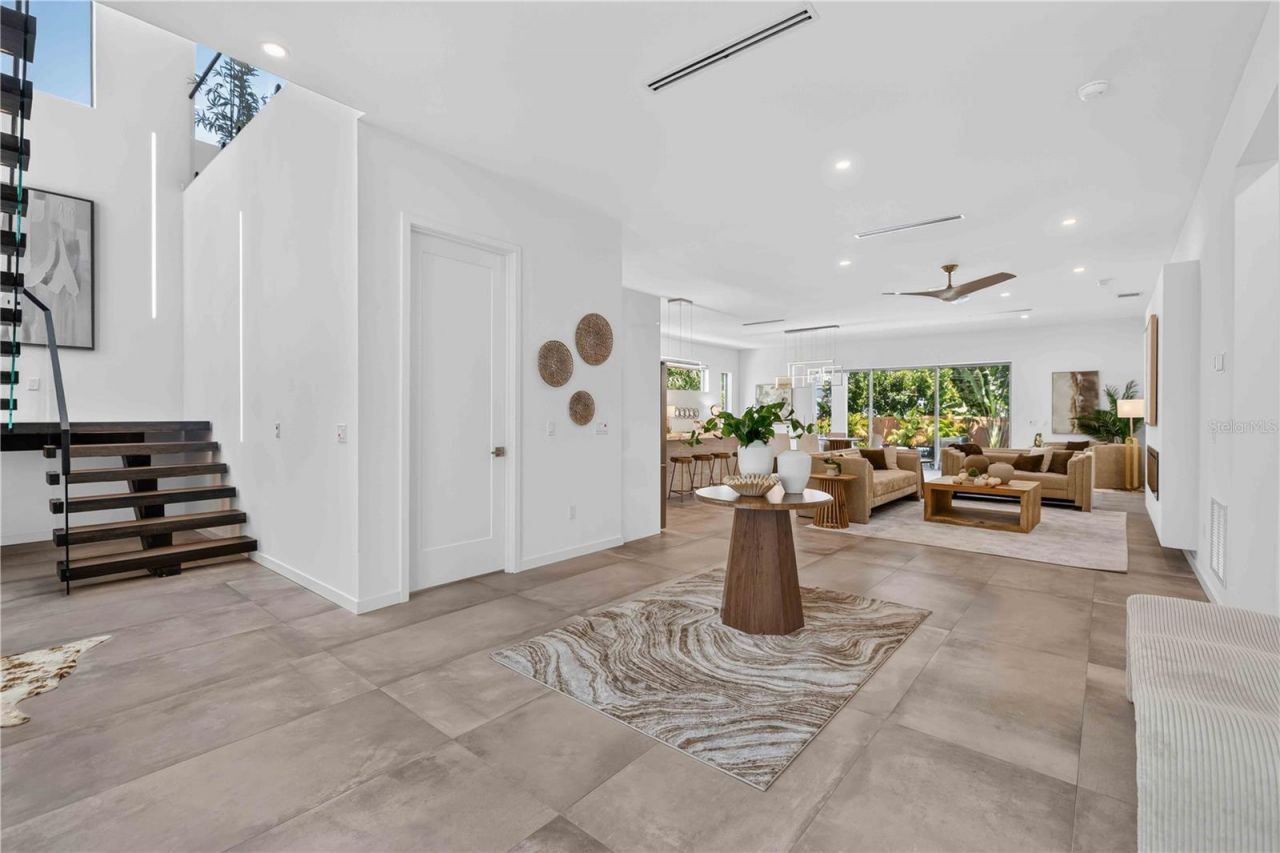 2419 Hillview Street Street, Sarasota, FL 34239 Photo