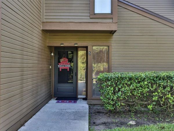 5 SHERBURY COURT, PALM COAST, FL 32137