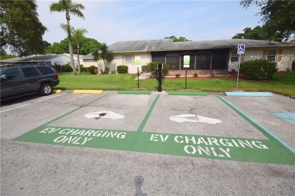 3123 39th Street S, Unit C, Saint Petersburg, FL 33711 Photo