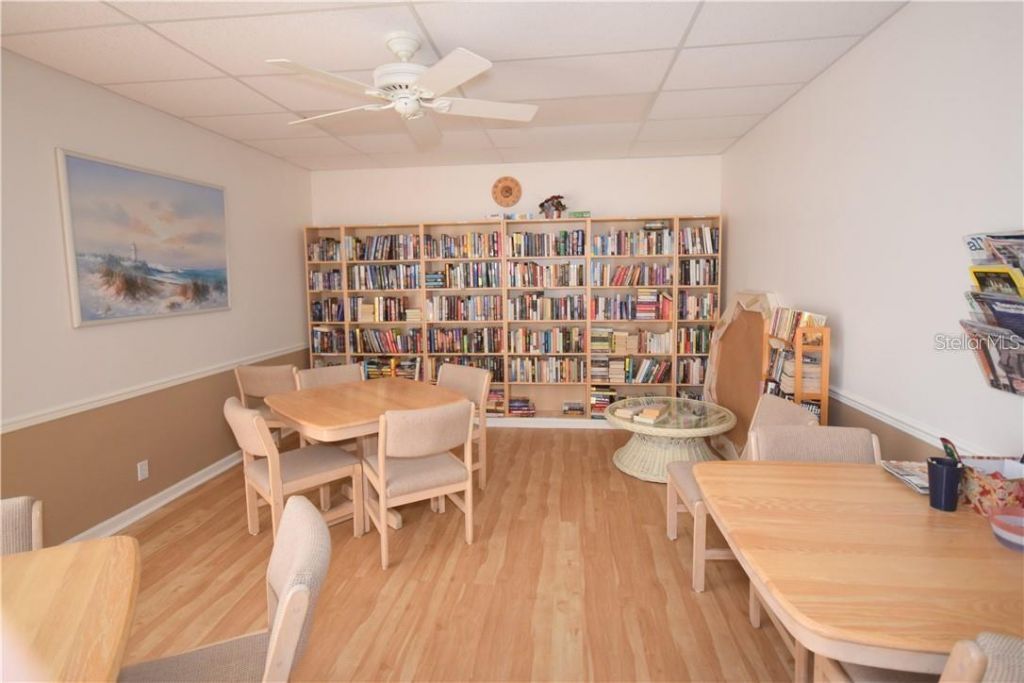 3123 39th Street S, Unit C, Saint Petersburg, FL 33711 Photo