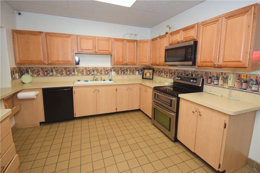 3123 39th Street S, Unit C, Saint Petersburg, FL 33711 Photo