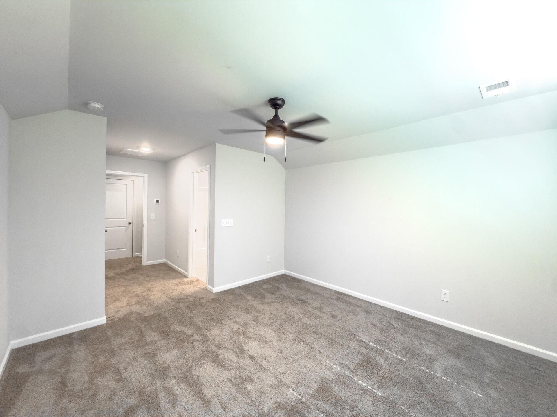 433 Lundby Drive Photo 19