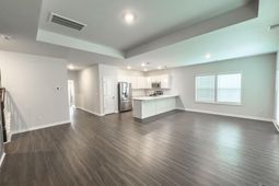 433 Lundby Drive photo 4
