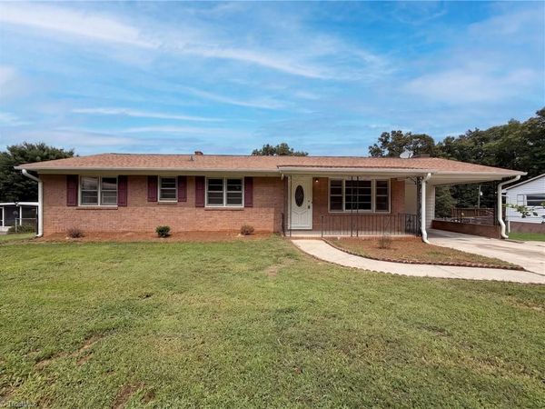 140 Joyce Drive , Winston-Salem, NC 27107