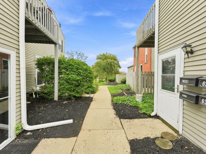 6350 Well Fleet Drive , Unit 103, Columbus, OH 43231 Photo 2