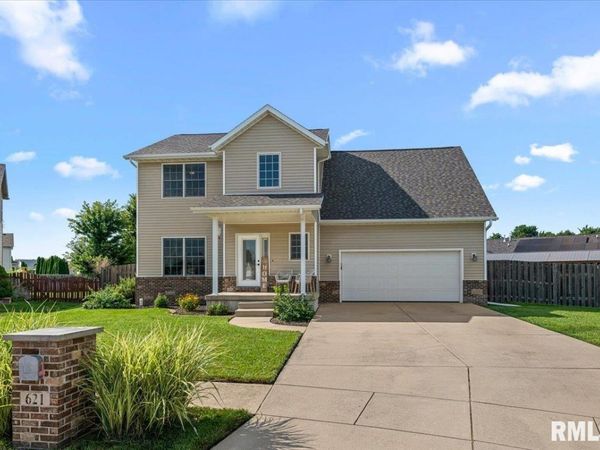 621 GARDEN Court, Chatham, IL 62629