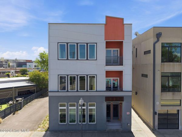 314 Davis Street, Unit 301, Wilmington, NC 28401