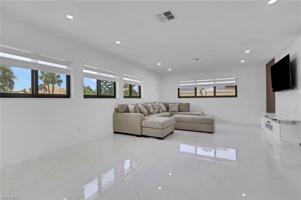 4943 Pelican Blvd, Cape Coral, FL 33914 Photo