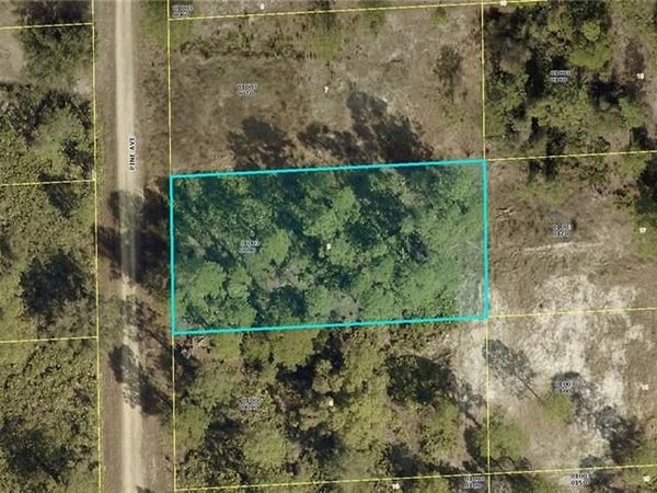 1608 Pine AVE, LEHIGH ACRES, FL 33972