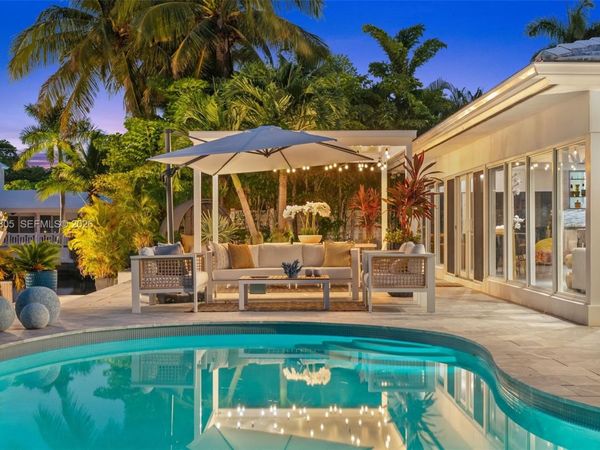 2812 NE 28th St , Fort Lauderdale, FL 33306