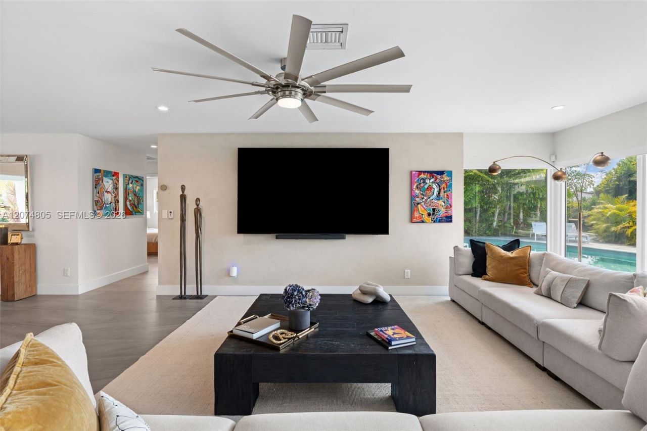 2812 NE 28th St , Fort Lauderdale, FL 33306 Photo