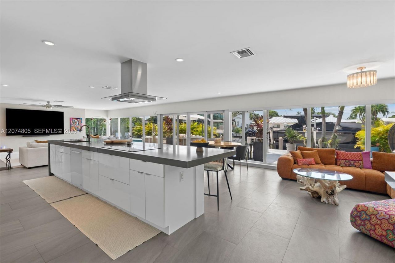 2812 NE 28th St , Fort Lauderdale, FL 33306 Photo