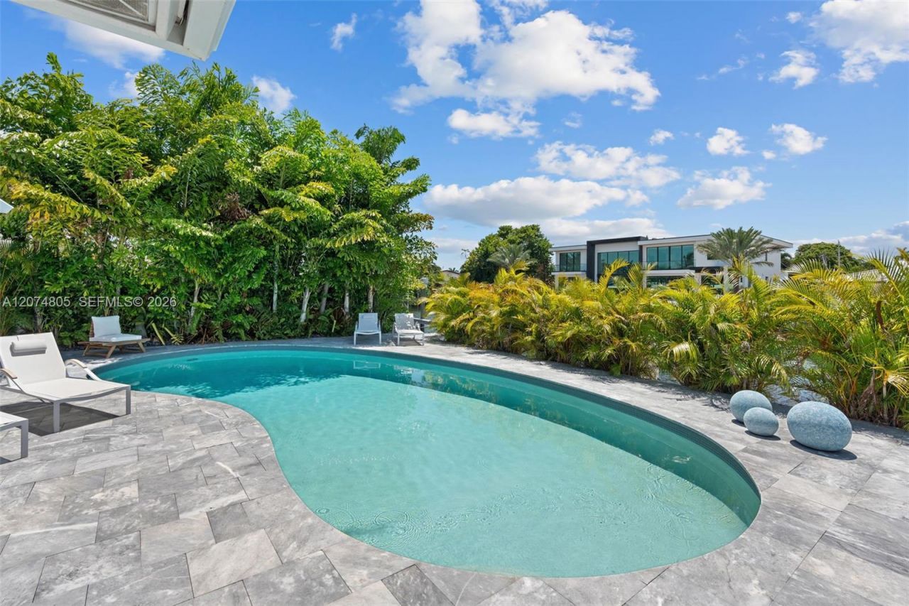 2812 NE 28th St , Fort Lauderdale, FL 33306 Photo