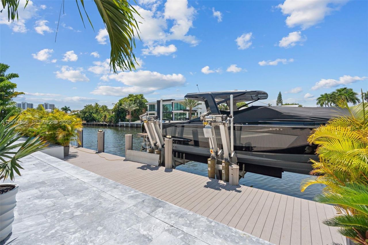 2812 NE 28th St , Fort Lauderdale, FL 33306 Photo