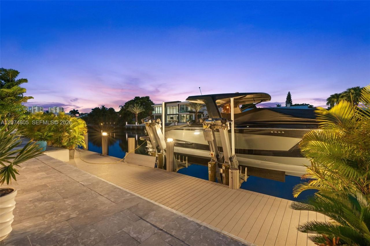 2812 NE 28th St , Fort Lauderdale, FL 33306 Photo