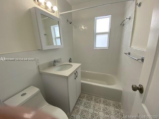 3530 SW 9th Ter, Unit 4, Miami, FL 33135 Photo