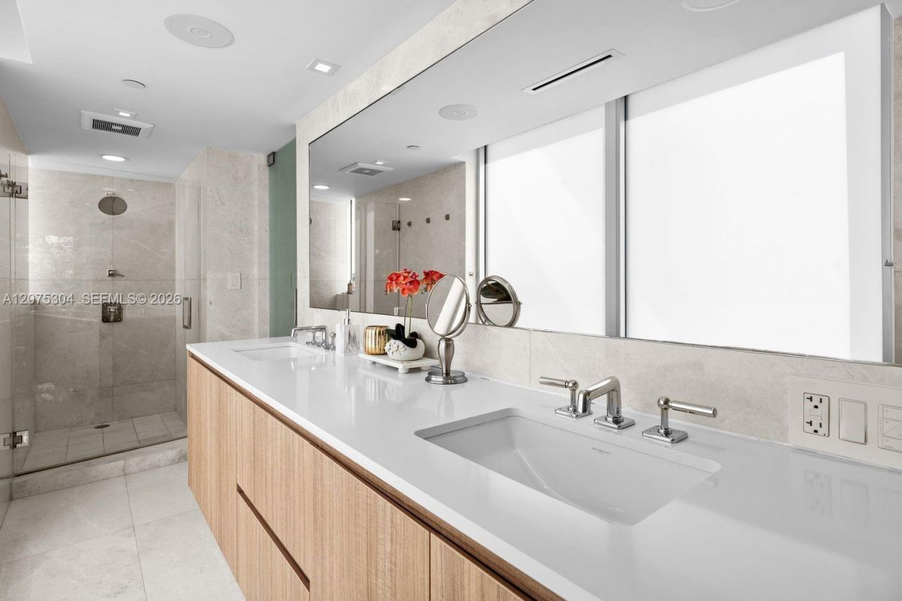 234 Washington Ave , Unit A, Miami Beach, FL 33139 Photo