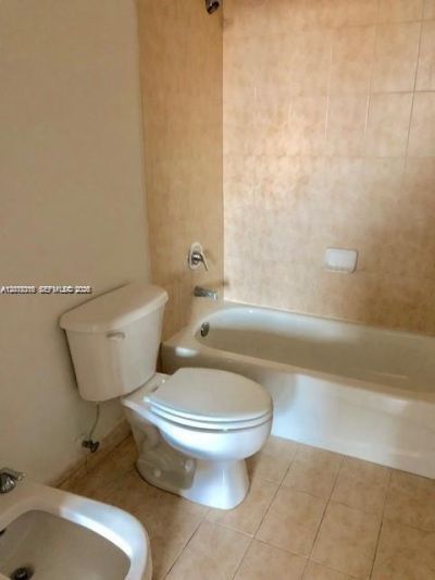 4242 NW 2nd St , Unit 901, Miami, FL 33126 Photo