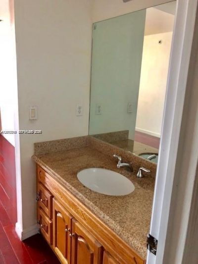 4242 NW 2nd St , Unit 901, Miami, FL 33126 Photo