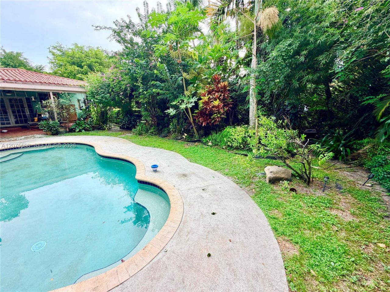 951 NE 115th St, Biscayne Park, FL 33161 Photo