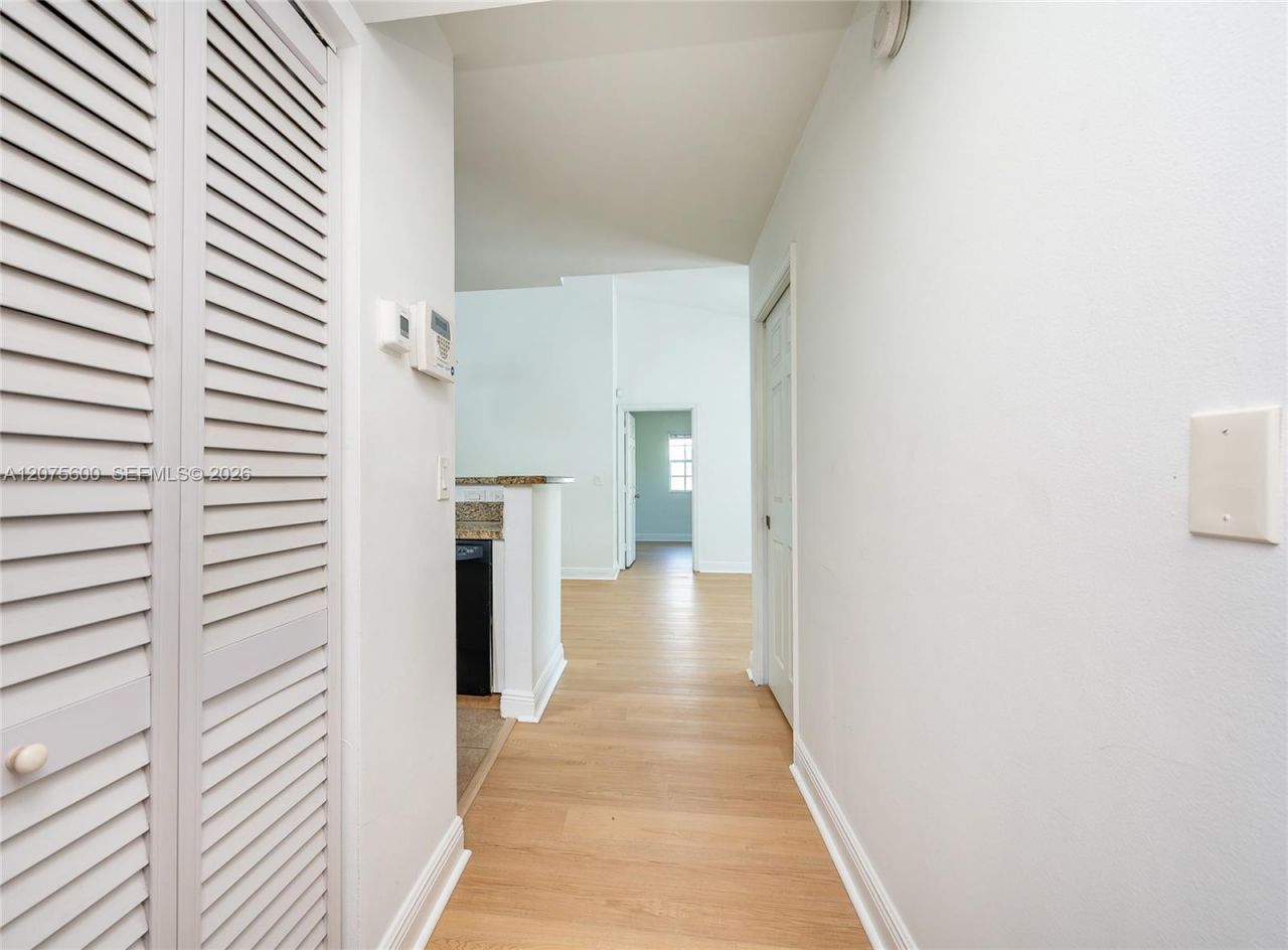 11145 SW 6th St, Unit 302, Pembroke Pines, FL 33025 Photo