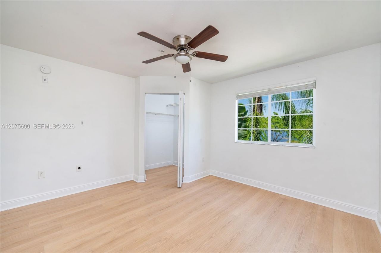 11145 SW 6th St, Unit 302, Pembroke Pines, FL 33025 Photo